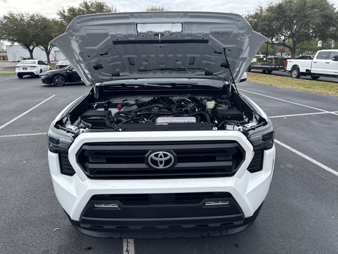 New 2026 Toyota Tacoma SR5 image 37