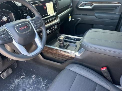 New 2026 GMC Sierra 1500 Elevation w/ Preferred Package AWD/4WD image 10
