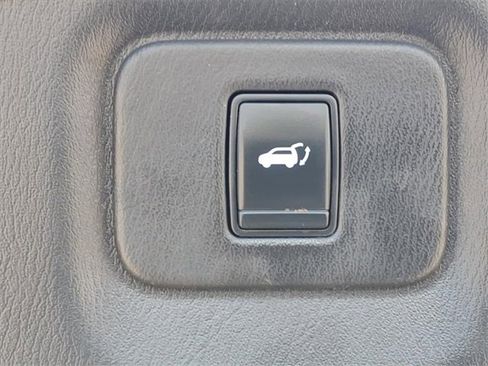 Used 2015 INFINITI QX60 AWD w/ Deluxe Touring Package image 31