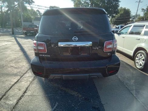 Used 2020 Nissan Armada SL image 8