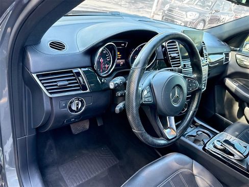 Used 2018 Mercedes-Benz GLS 450 4MATIC w/ Premium Package image 10