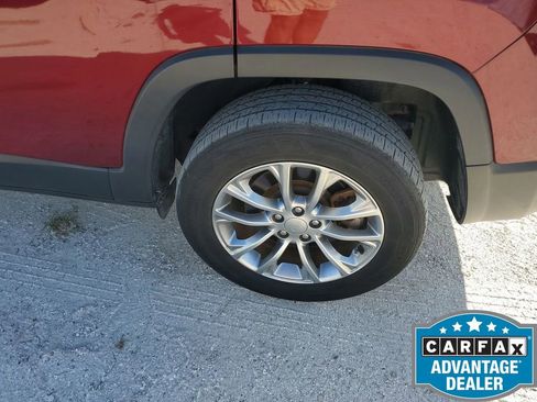 Used 2021 Jeep Cherokee Latitude Lux w/ Sun & Sound Group image 20