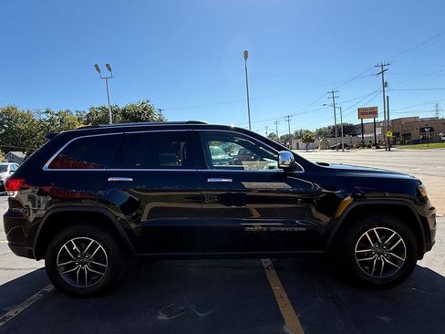 Used 2019 Jeep Grand Cherokee Limited w/ Luxury Group II image 6