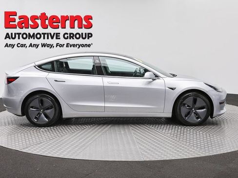 Used 2018 Tesla Model 3 Long Range RWD image 4