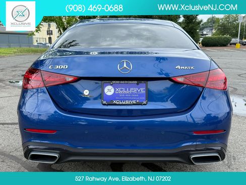 Used 2022 Mercedes-Benz C 300 4MATIC Sedan image 3