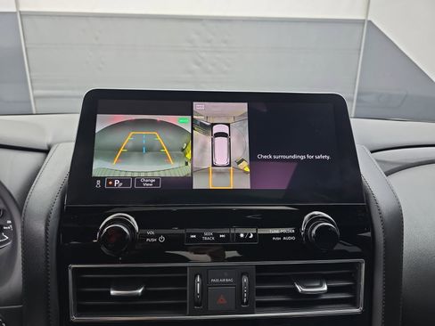 Used 2024 Nissan Armada SL w/ Midnight Edition Package image 26