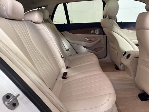 Used 2020 Mercedes-Benz E 450 4MATIC Wagon w/ Premium Package image 16