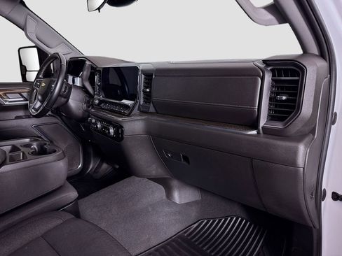 Used 2024 Chevrolet Silverado 2500 LT w/ Convenience Package AWD/4WD image 27