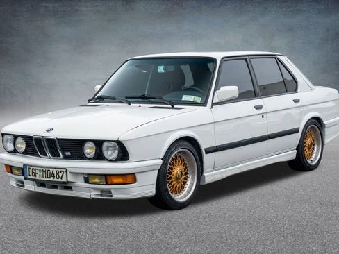 Used 1988 BMW 535i Sedan image 4