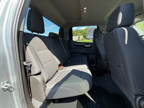 Certified 2024 Chevrolet Silverado 1500 LT AWD/4WD image 28