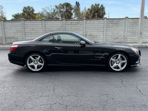 Used 2013 Mercedes-Benz SL 550 image 7