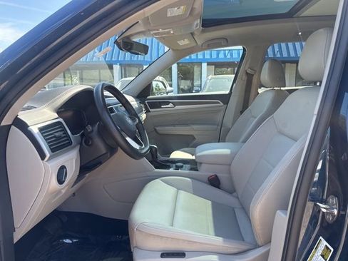 Used 2021 Volkswagen Atlas SEL image 9