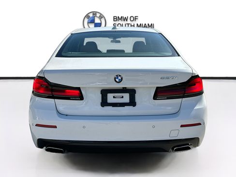 Used 2023 BMW 530i w/ Premium Package image 6