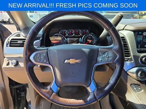 Used 2015 Chevrolet Suburban LT RWD image 11