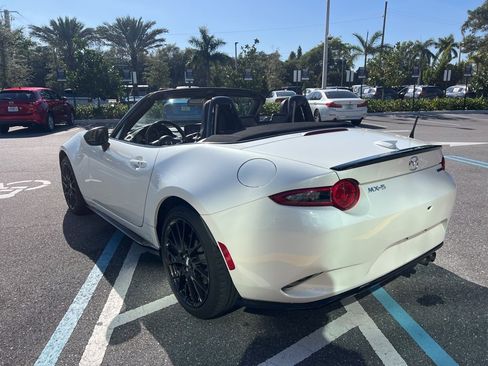 Used 2023 MAZDA MX-5 Miata Club w/ Brembo/BBS Recaro Package image 15