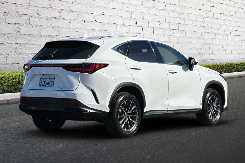 Used 2026 Lexus NX 350h AWD w/ Accessory Package (Z1) image 4