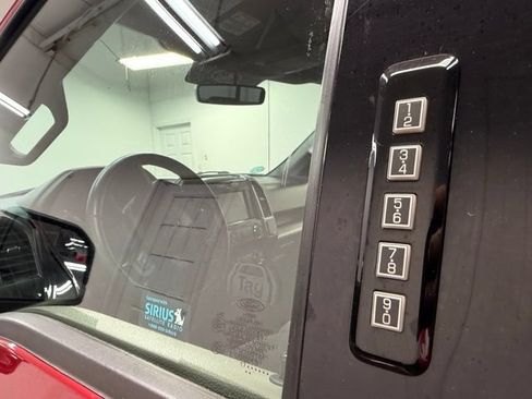 Used 2018 Ford F150 XLT w/ Equipment Group 302A Luxury AWD/4WD image 37