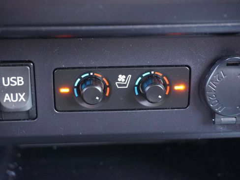 Used 2019 Toyota 4Runner Limited image 29