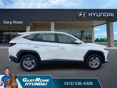 Certified 2025 Hyundai Tucson SE AWD/4WD image 9