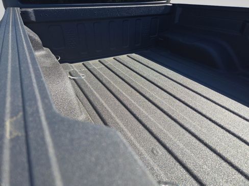 New 2025 Jeep Gladiator Sport image 11