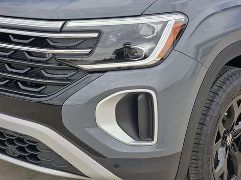 New 2026 Volkswagen Atlas Peak Edition AWD/4WD image 6
