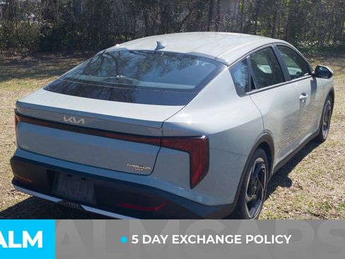 Used 2025 Kia K4 EX image 3