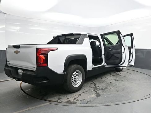 Used 2024 Chevrolet Silverado EV W/T AWD/4WD image 42