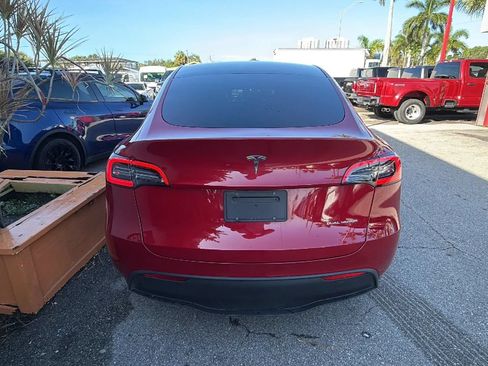 Used 2023 Tesla Model Y Long Range AWD/4WD image 4