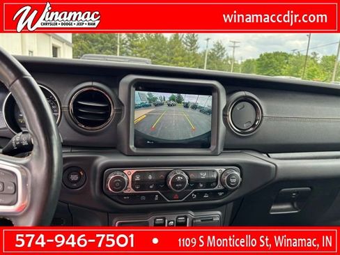 Used 2021 Jeep Wrangler Unlimited Sahara AWD/4WD image 28