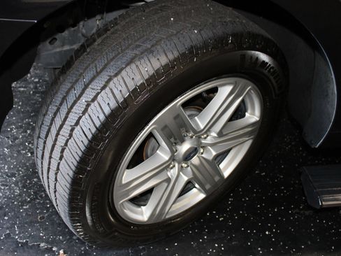 Used 2021 Ford Expedition Limited RWD image 49