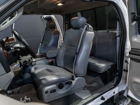Used 2006 Ford F350 Lariat AWD/4WD image 19