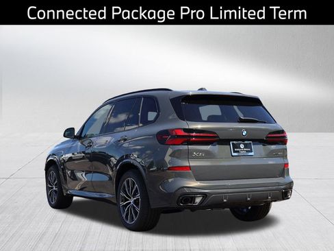 New 2026 BMW X5 xDrive40i w/ M Sport Package AWD/4WD image 7
