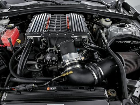 Used 2017 Chevrolet Camaro ZL1 RWD image 17