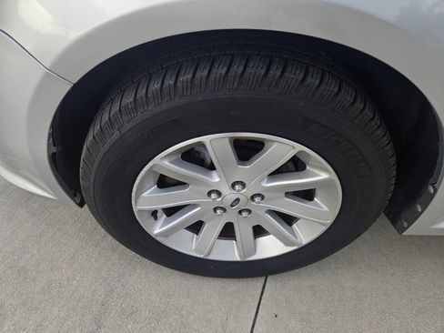 Used 2009 Ford Flex SEL image 10