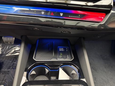 Used 2026 BMW M5 Base w/ Executive Package image 19