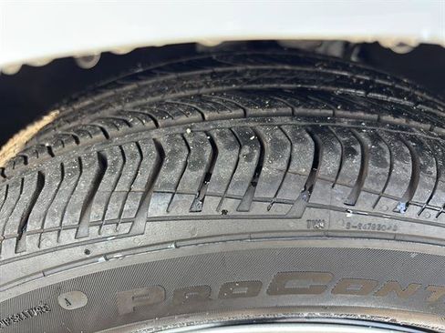 Certified 2023 Ford Transit Connect XL image 10