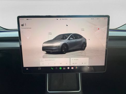 Used 2026 Tesla Model Y Long Range AWD/4WD image 14