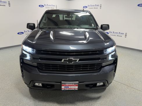 Used 2019 Chevrolet Silverado 1500 RST image 2