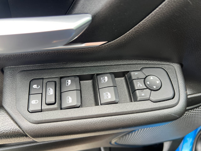 Used 2025 RAM 1500 Big Horn AWD/4WD image 11