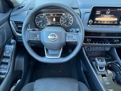 New 2026 Nissan Rogue SV image 11