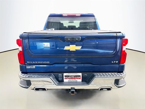 Used 2022 Chevrolet Silverado 1500 LTZ image 5
