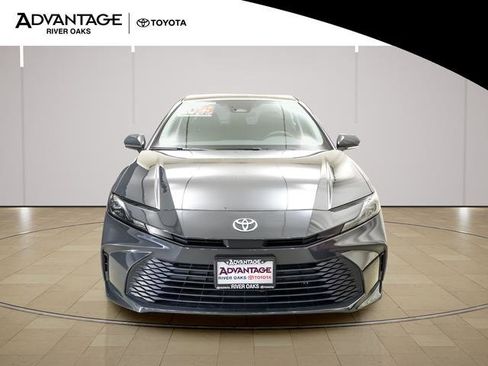 Certified 2025 Toyota Camry LE FWD image 3