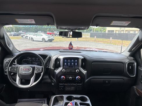Used 2021 GMC Sierra 2500 SLE w/ SLE Value Package; AWD/4WD image 15