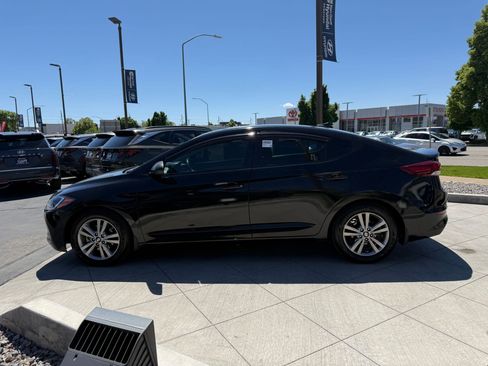 Used 2018 Hyundai Elantra Value Edition FWD image 8
