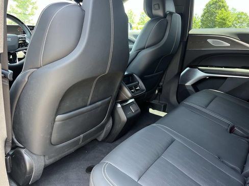 Used 2024 Cadillac Lyriq Sport RWD image 20