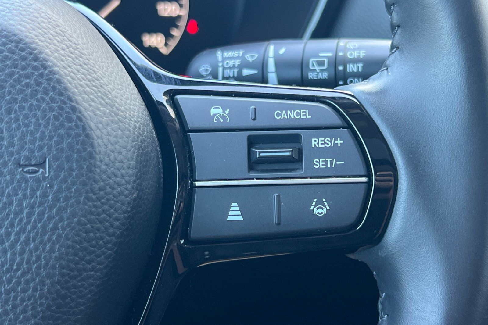 Used 2024 Honda CR-V EX-L image 28