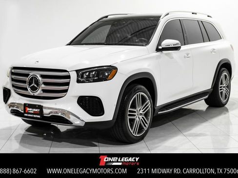Used 2024 Mercedes-Benz GLS 450 4MATIC image 1