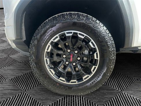 New 2026 GMC Canyon AT4 w/ Technology Plus Package image 14