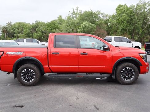 Used 2021 Nissan Titan PRO-4X w/ Pro-4x Convenience Package image 10