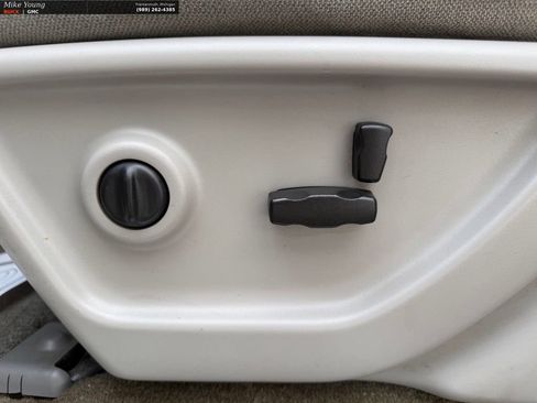 Used 2005 Chevrolet TrailBlazer EXT 4WD w/ LS Preferred Equipment Group image 17